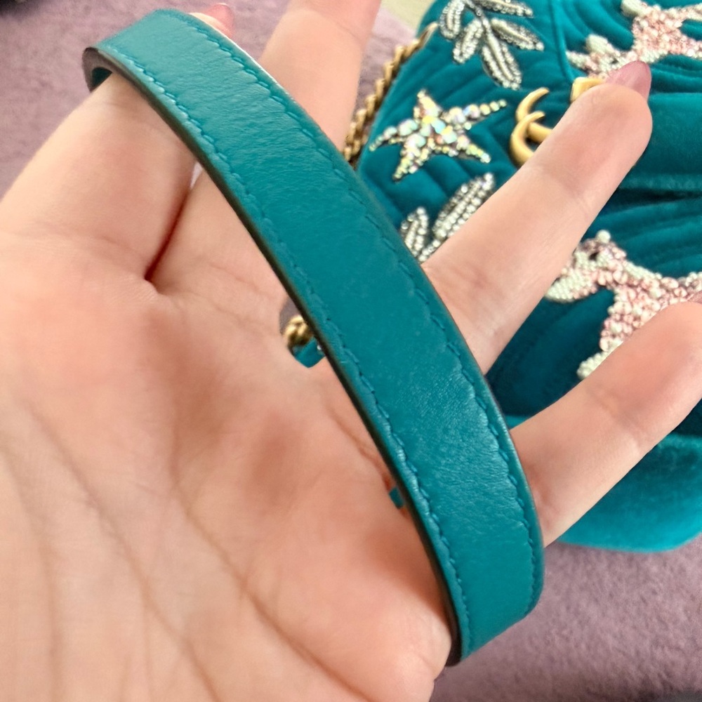 Gucci Teal Velvet Marmont (blue and pink interior) - Picture 6 of 7